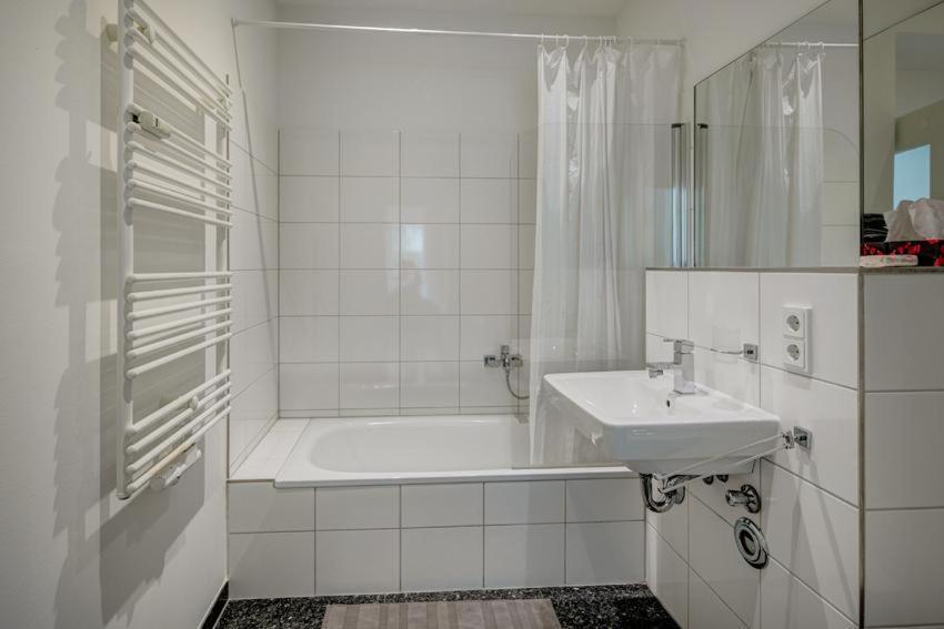 Cozy Modern Apartment With Garden In The Center Next To Oktoberfest Múnich Exterior foto